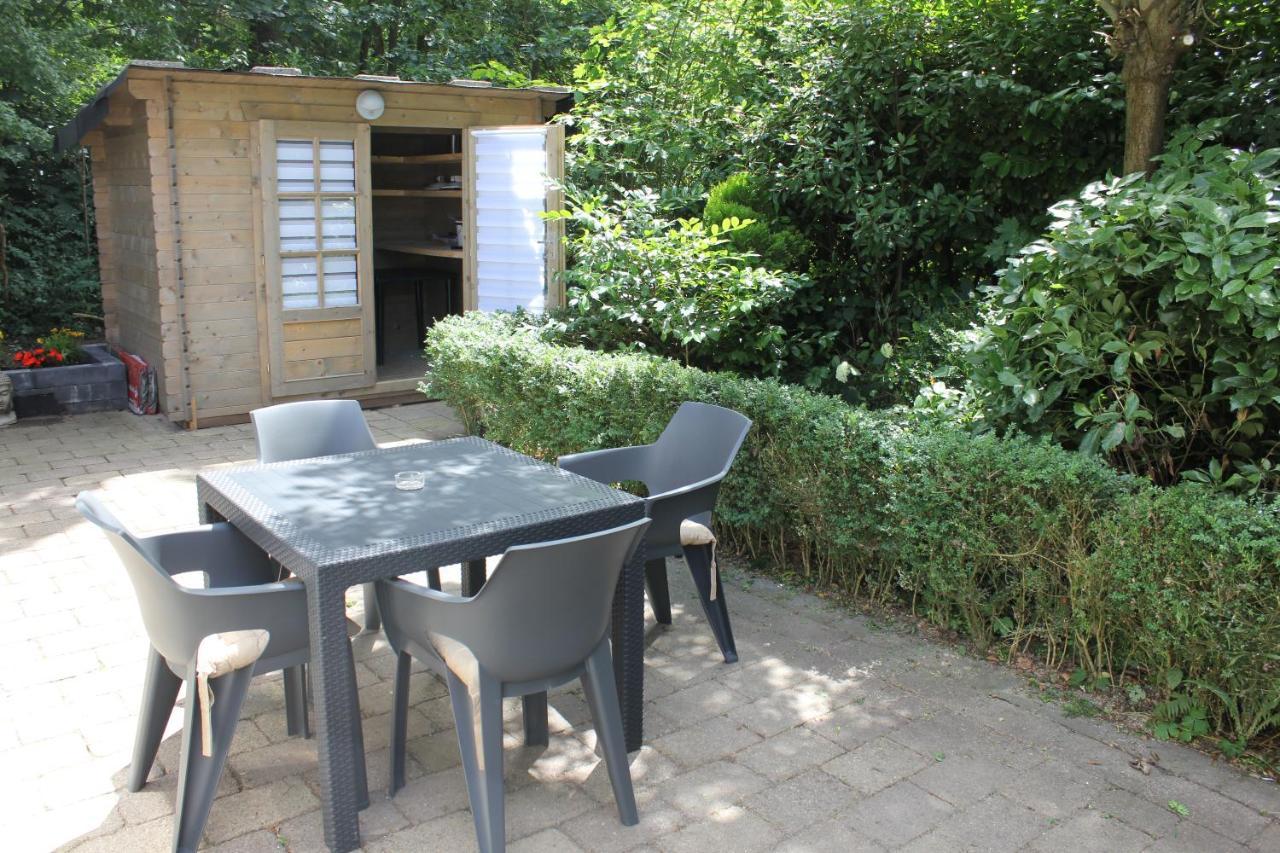 Villa Sfeervolle Chalet Met Terras, H14 De Veldkamp, Epe, Voor 4 Personen Extérieur photo