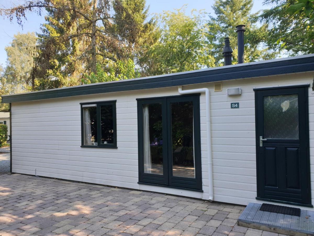 Villa Sfeervolle Chalet Met Terras, H14 De Veldkamp, Epe, Voor 4 Personen Extérieur photo